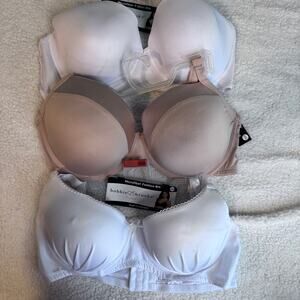 Lot of 3 Bobbie Brooks Ladies Full Coverage Bras Size 40D NWT Microfiber & Satin